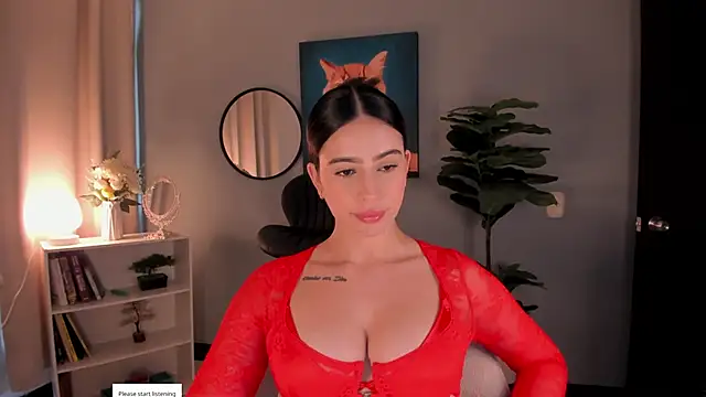 Snapshot of LiaPearce chatting on November 2025 12:05:02 PM LiaPearce online show from November 2025 12:05:02 PM