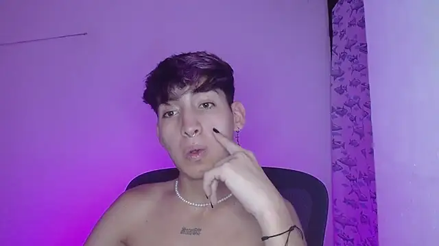 littlextreme online show from February 2025 07:32:02 AM