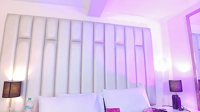 aandreaperez online show from March 2026 12:42:02 PM