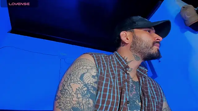 CamiloGray  online show from March 2025 02:43:02 PM