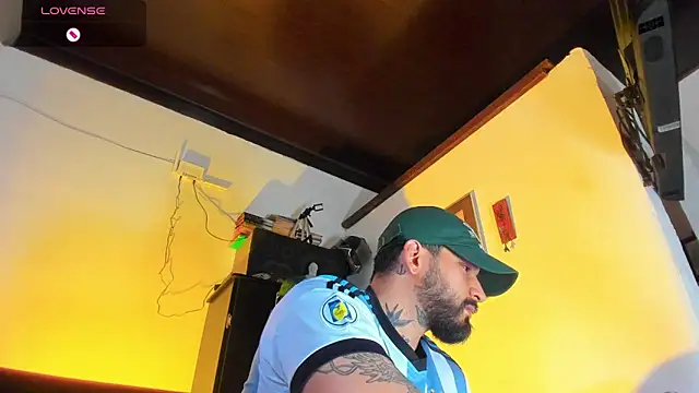 CamiloGray  online show from September 2025 02:38:02 PM