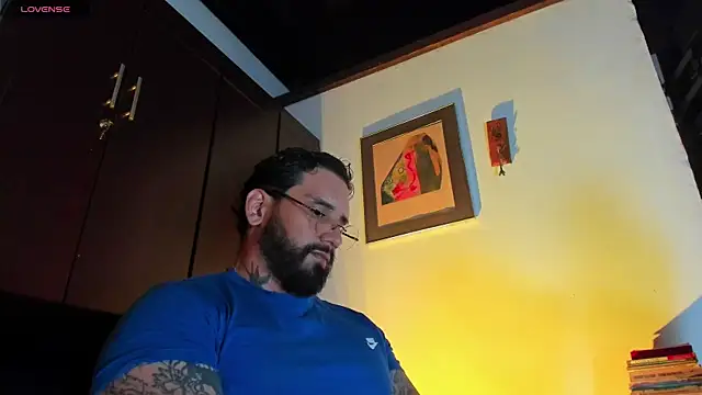 Snapshot of CamiloGray_ chatting on May 2026 01:52:01 PM CamiloGray online show from May 2026 01:52:01 PM