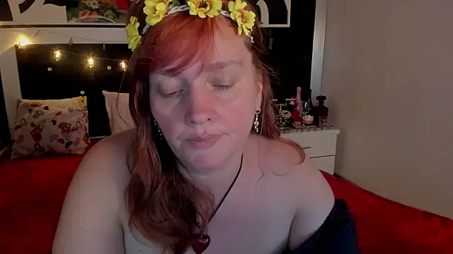 Snapshot of SinFulTitsDD chatting on January 2025 06:41:02 PM SinFulTitsDD online show from January 2025 06:41:02 PM