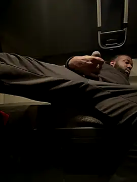 Snapshot of waakenda chatting on November 2025 12:10:01 AM waakenda online show from November 2025 12:10:01 AM