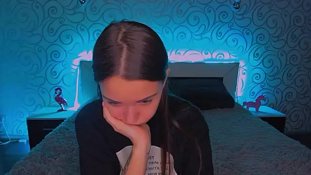 Snapshot of AlexaBarkley chatting on December 2024 06:22:02 AM AlexaBarkley online show from December 2024 06:22:02 AM