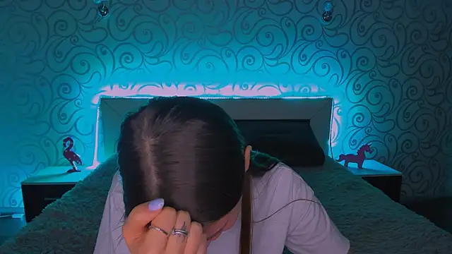 Snapshot of AlexaBarkley chatting on December 2024 06:18:02 AM AlexaBarkley online show from December 2024 06:18:02 AM