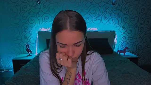 Snapshot of AlexaBarkley chatting on December 2024 06:21:02 AM AlexaBarkley online show from December 2024 06:21:02 AM