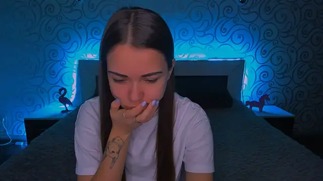 Snapshot of AlexaBarkley chatting on December 2024 03:22:02 AM AlexaBarkley online show from December 2024 03:22:02 AM