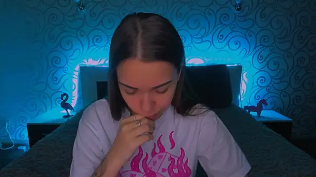 Snapshot of AlexaBarkley chatting on December 2024 03:18:02 AM AlexaBarkley online show from December 2024 03:18:02 AM