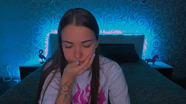 Snapshot of AlexaBarkley chatting on December 2024 06:22:01 AM AlexaBarkley online show from December 2024 06:22:01 AM