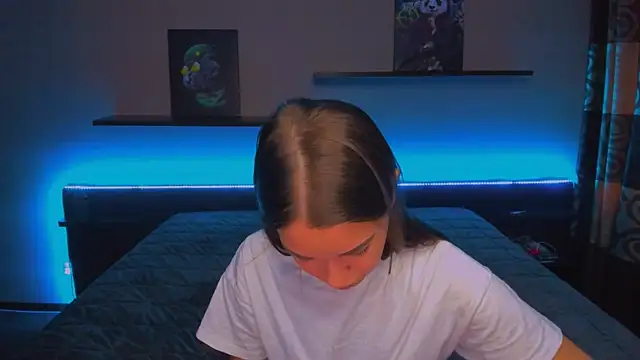 Snapshot of AlexaBarkley chatting on January 2025 06:34:02 AM AlexaBarkley online show from January 2025 06:34:02 AM