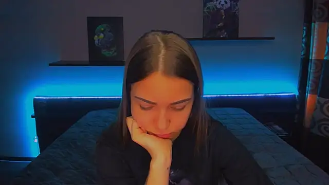 Snapshot of AlexaBarkley chatting on January 2025 06:33:01 AM AlexaBarkley online show from January 2025 06:33:01 AM