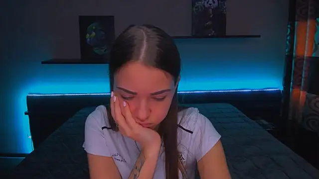 Snapshot of AlexaBarkley chatting on January 2025 06:16:01 AM AlexaBarkley online show from January 2025 06:16:01 AM