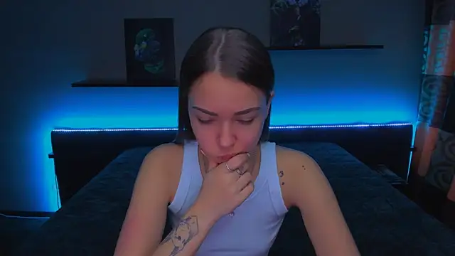 Snapshot of AlexaBarkley chatting on February 2025 03:12:01 AM AlexaBarkley online show from February 2025 03:12:01 AM