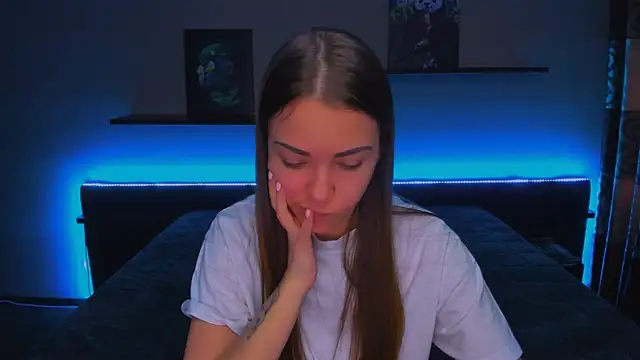 Snapshot of AlexaBarkley chatting on February 2025 03:29:02 AM AlexaBarkley online show from February 2025 03:29:02 AM