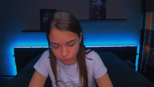 Snapshot of AlexaBarkley chatting on February 2025 06:09:02 AM AlexaBarkley online show from February 2025 06:09:02 AM