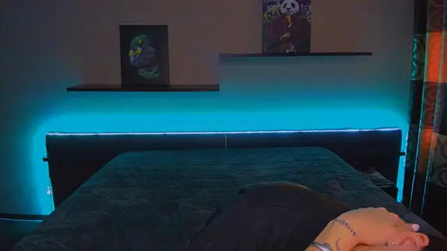 Snapshot of AlexaBarkley chatting on February 2025 06:12:02 AM AlexaBarkley online show from February 2025 06:12:02 AM