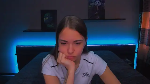 Snapshot of AlexaBarkley chatting on February 2025 06:29:02 AM AlexaBarkley online show from February 2025 06:29:02 AM