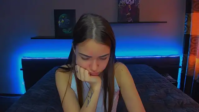 Snapshot of AlexaBarkley chatting on March 2025 03:24:01 AM AlexaBarkley online show from March 2025 03:24:01 AM