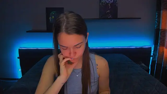 Snapshot of AlexaBarkley chatting on March 2025 06:57:02 AM AlexaBarkley online show from March 2025 06:57:02 AM