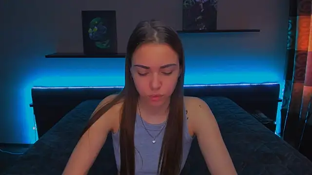 Snapshot of AlexaBarkley chatting on March 2025 06:18:02 AM AlexaBarkley online show from March 2025 06:18:02 AM