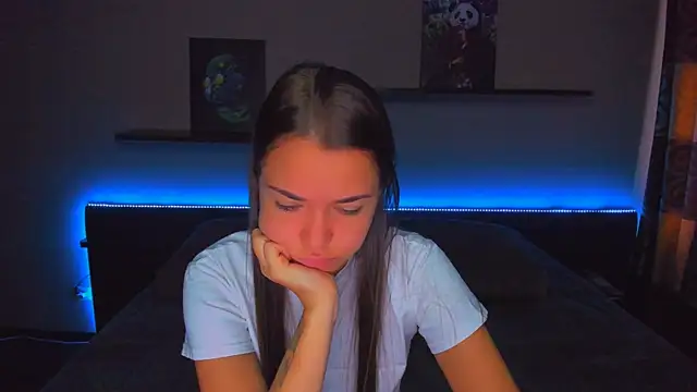 Snapshot of AlexaBarkley chatting on September 2025 12:32:02 AM AlexaBarkley online show from September 2025 12:32:02 AM