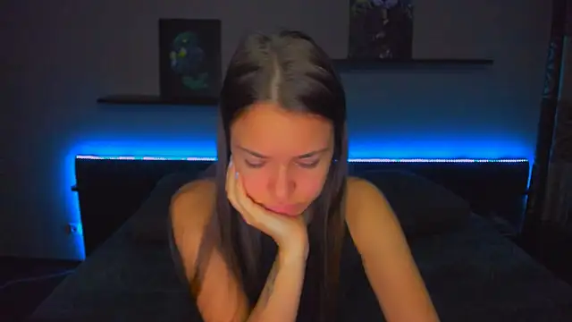 Snapshot of AlexaBarkley chatting on October 2025 12:22:01 AM AlexaBarkley online show from October 2025 12:22:01 AM