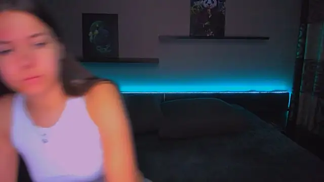 Snapshot of AlexaBarkley chatting on November 2025 12:20:02 AM AlexaBarkley online show from November 2025 12:20:02 AM