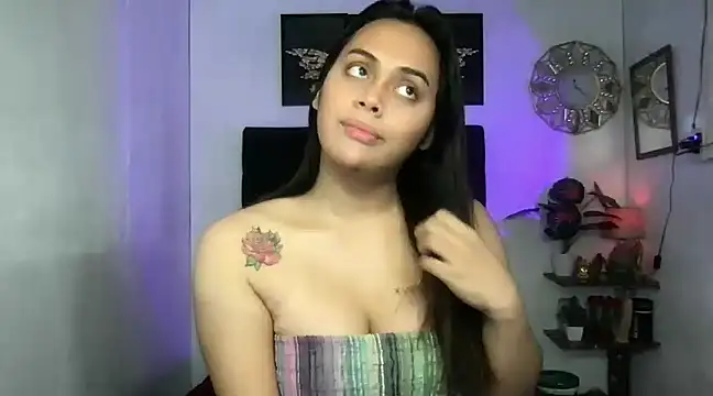 Snapshot of _MissKhimberlyXxx_ chatting on February 2025 03:20:01 PM  MissKhimberlyXxx  online show from February 2025 03:20:01 PM