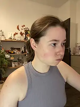 Snapshot of sweetest_pie chatting on March 2025 08:42:02 PM sweetest pie online show from March 2025 08:42:02 PM