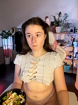 Snapshot of sweetest_pie chatting on September 2025 03:02:01 PM sweetest pie online show from September 2025 03:02:01 PM