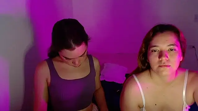 Snapshot of Gretten_wright chatting on November 2025 08:30:02 PM Gretten wright online show from November 2025 08:30:02 PM