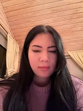 Snapshot of clairewntr chatting on January 2025 03:46:02 PM clairewntr online show from January 2025 03:46:02 PM