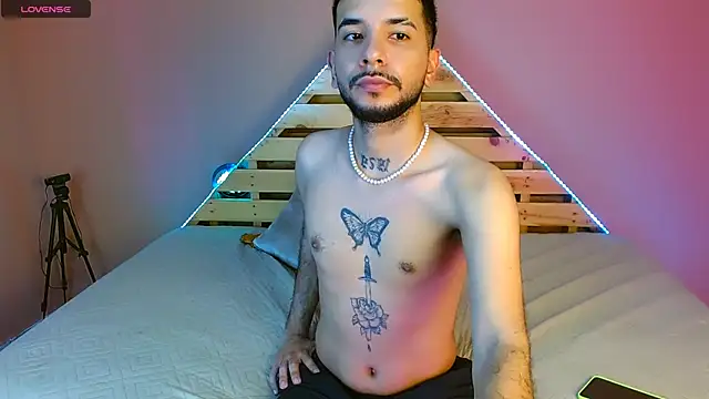 Snapshot of sexxgods chatting on February 2025 11:24:01 PM sexxgods online show from February 2025 11:24:01 PM