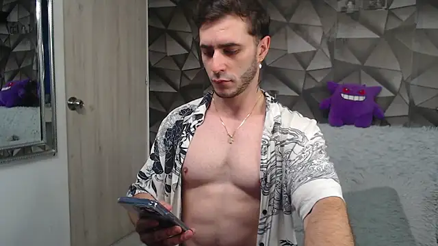 Latino stud4u online show from January 2026 11:18:01 PM