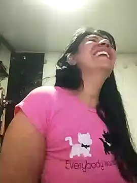 aisha latina online show from December 2024 11:22:01 AM