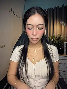 Jasmine Elcock online show from May 2026 07:44:02 PM