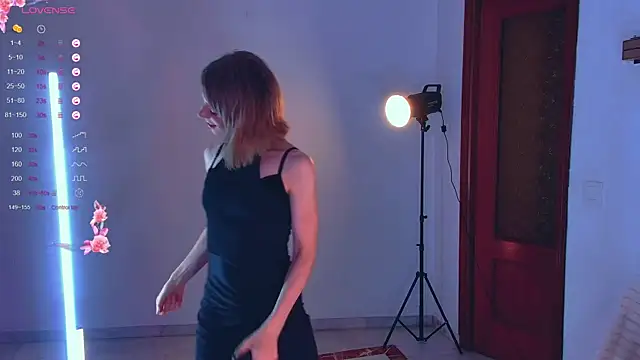 Arielle  03 online show from October 2025 03:14:02 AM