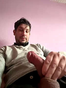 Snapshot of Taxidriver1988 chatting on December 2024 09:45:02 AM Taxidriver1988 online show from December 2024 09:45:02 AM