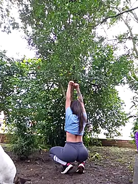 Snapshot of Yuky_ta chatting on March 2025 02:45:01 PM Yuky ta online show from March 2025 02:45:01 PM