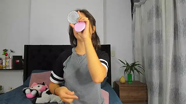 Snapshot of AndreaStivens chatting on September 2025 11:14:01 AM AndreaStivens online show from September 2025 11:14:01 AM