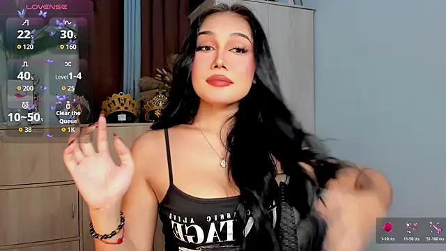 Snapshot of Icon1c_LiLy chatting on June 2026 05:17:02 PM Icon1c LiLy online show from June 2026 05:17:02 PM