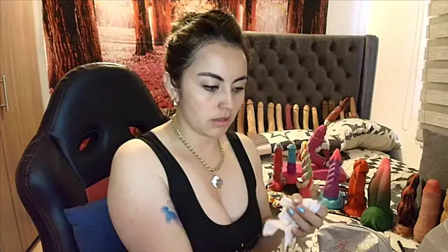 sofia23dirty online show from December 2025 05:52:02 PM