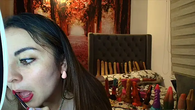 Snapshot of sofia23dirty chatting on April 2026 11:03:02 PM sofia23dirty online show from April 2026 11:03:02 PM