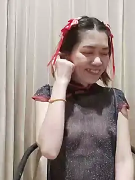 Snapshot of Little_suzy5 chatting on January 2025 08:13:02 PM Little suzy5 online show from January 2025 08:13:02 PM