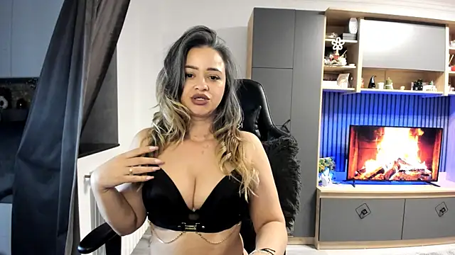 Claire95  online show from March 2025 04:39:02 AM