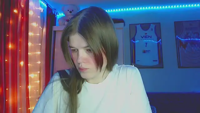 Klementa online show from April 2026 06:45:01 PM