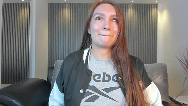 miataylorr1 online show from January 2025 11:24:01 AM