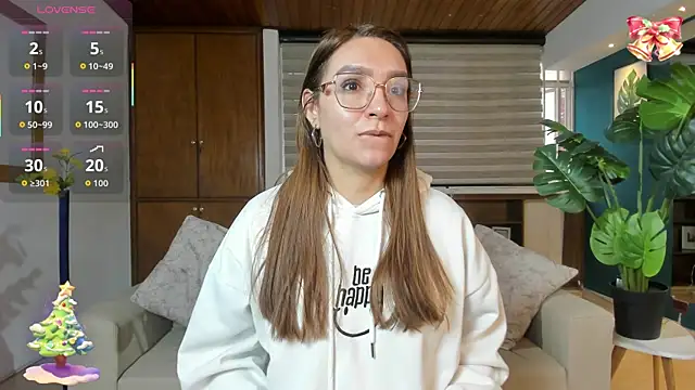 miataylorr1 online show from December 2025 11:58:02 AM