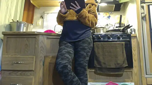 Snapshot of sexyinpantyhose chatting on February 2025 05:28:02 AM sexyinpantyhose online show from February 2025 05:28:02 AM